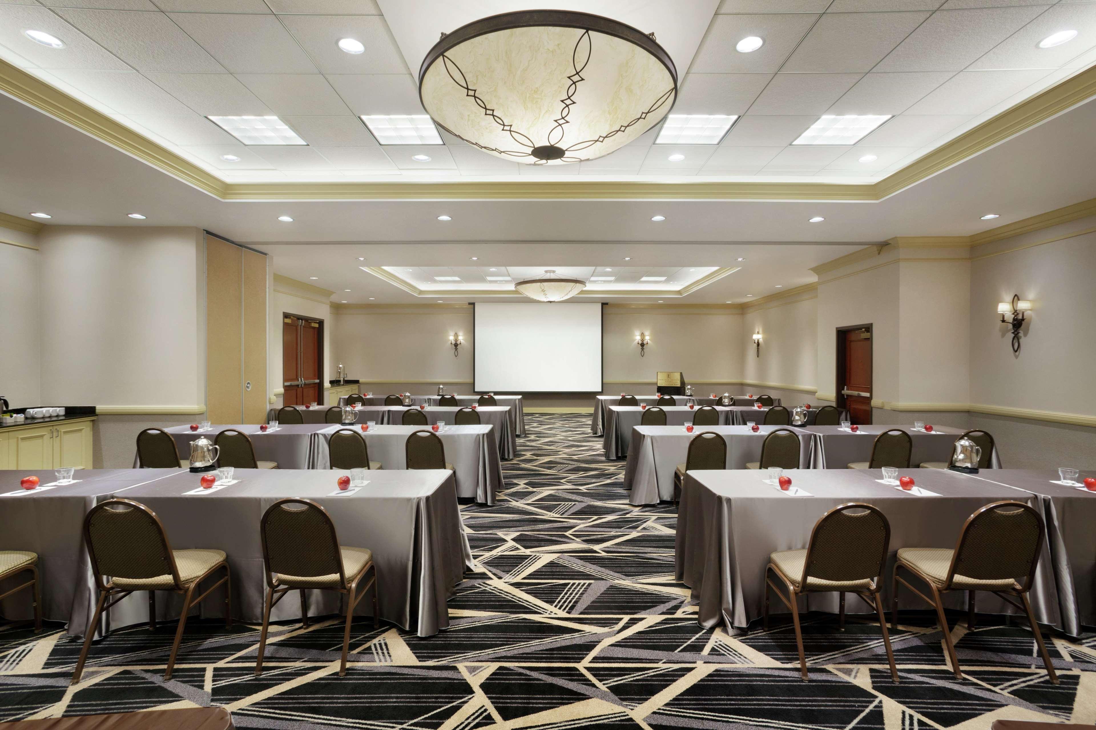 Embassy Suites By Hilton Denver International Airport Εξωτερικό φωτογραφία