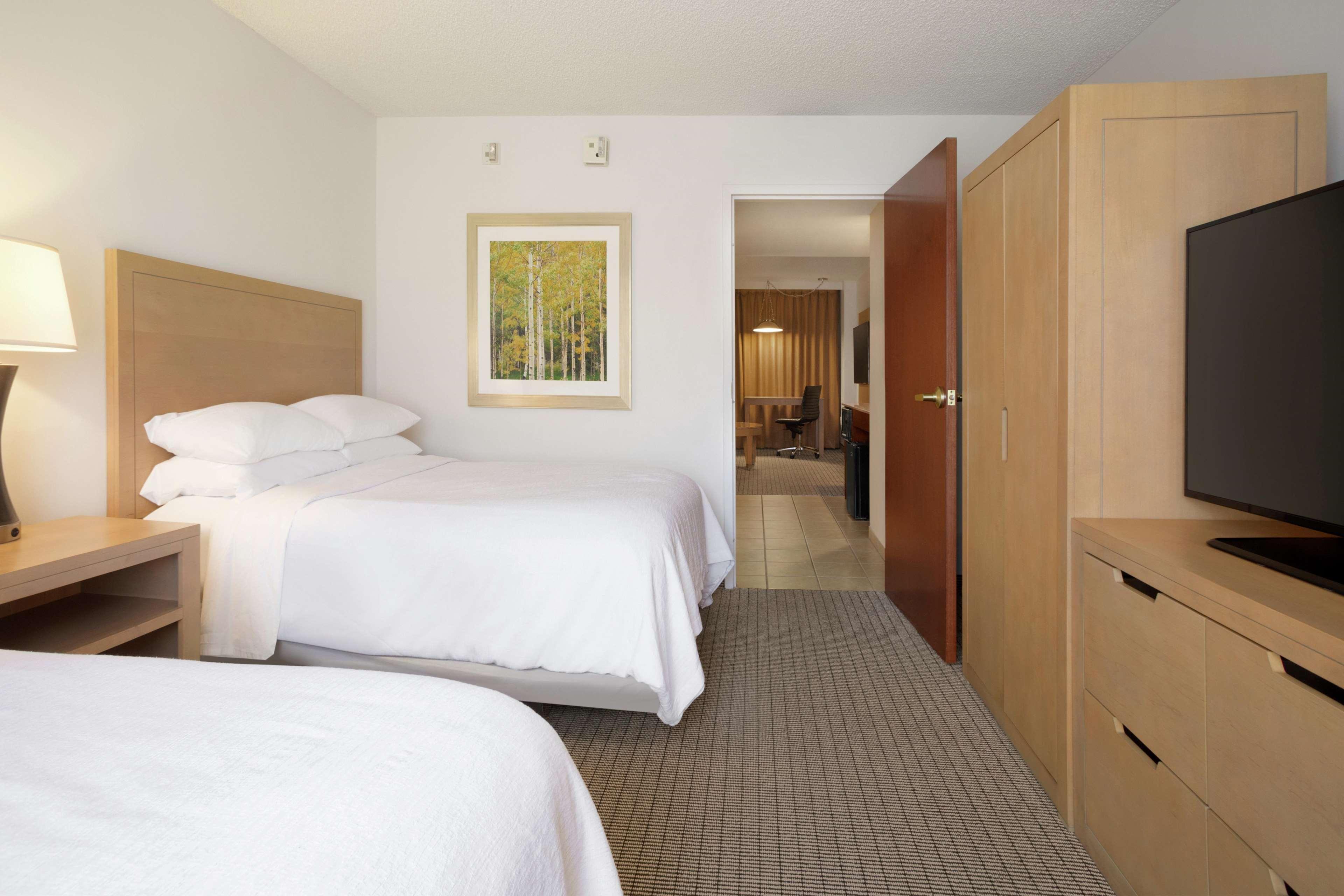 Embassy Suites By Hilton Denver International Airport Εξωτερικό φωτογραφία