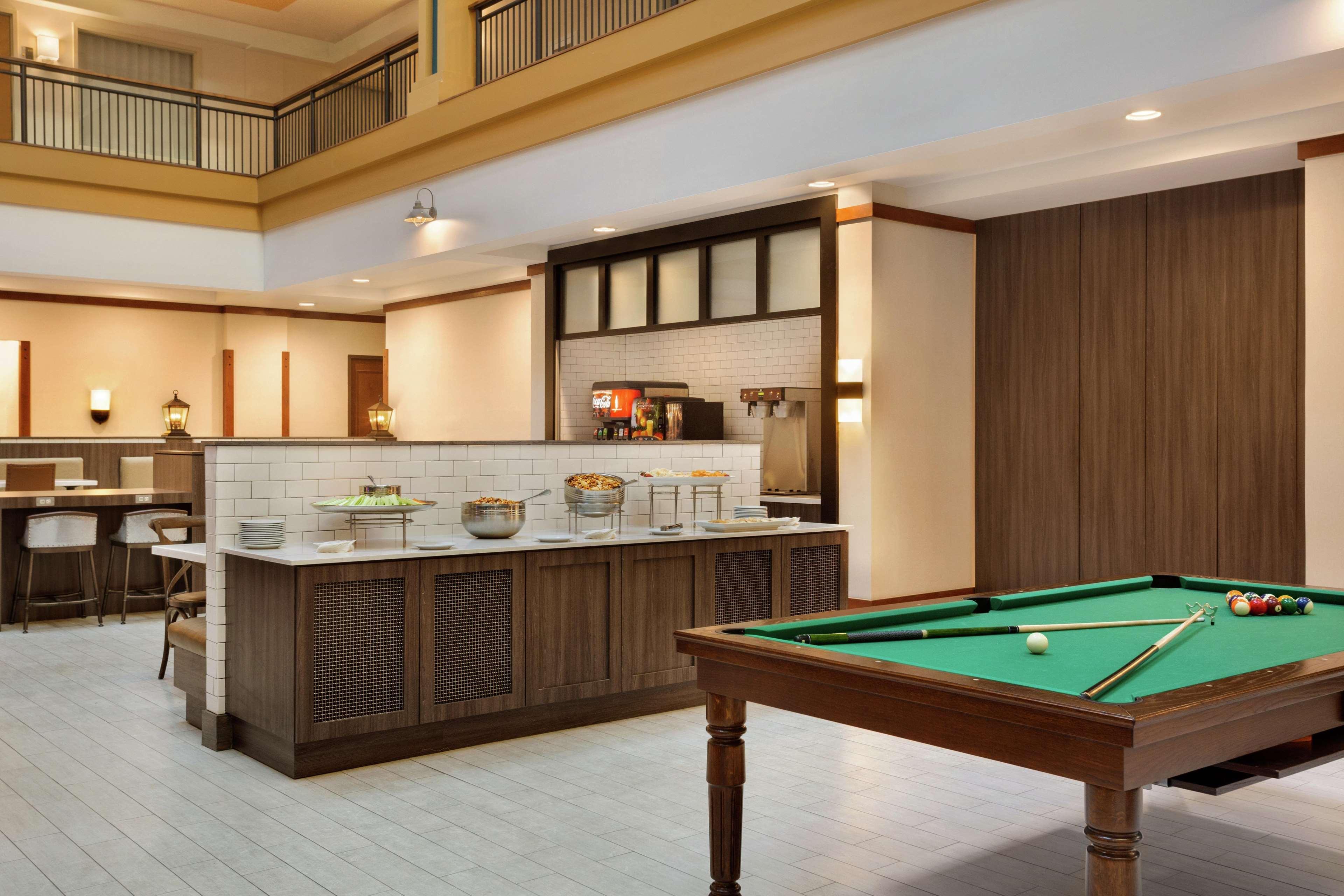Embassy Suites By Hilton Denver International Airport Εξωτερικό φωτογραφία