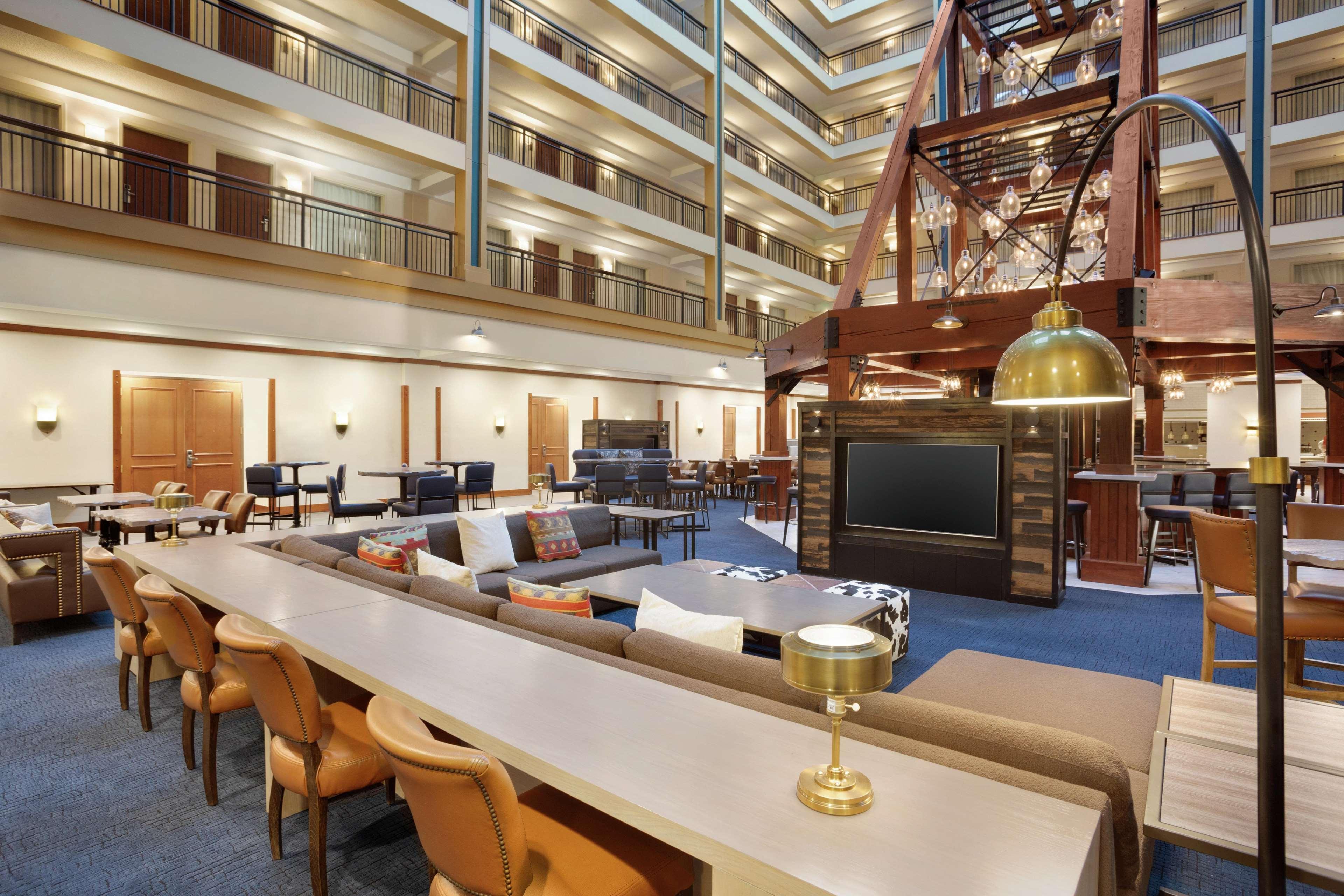 Embassy Suites By Hilton Denver International Airport Εξωτερικό φωτογραφία