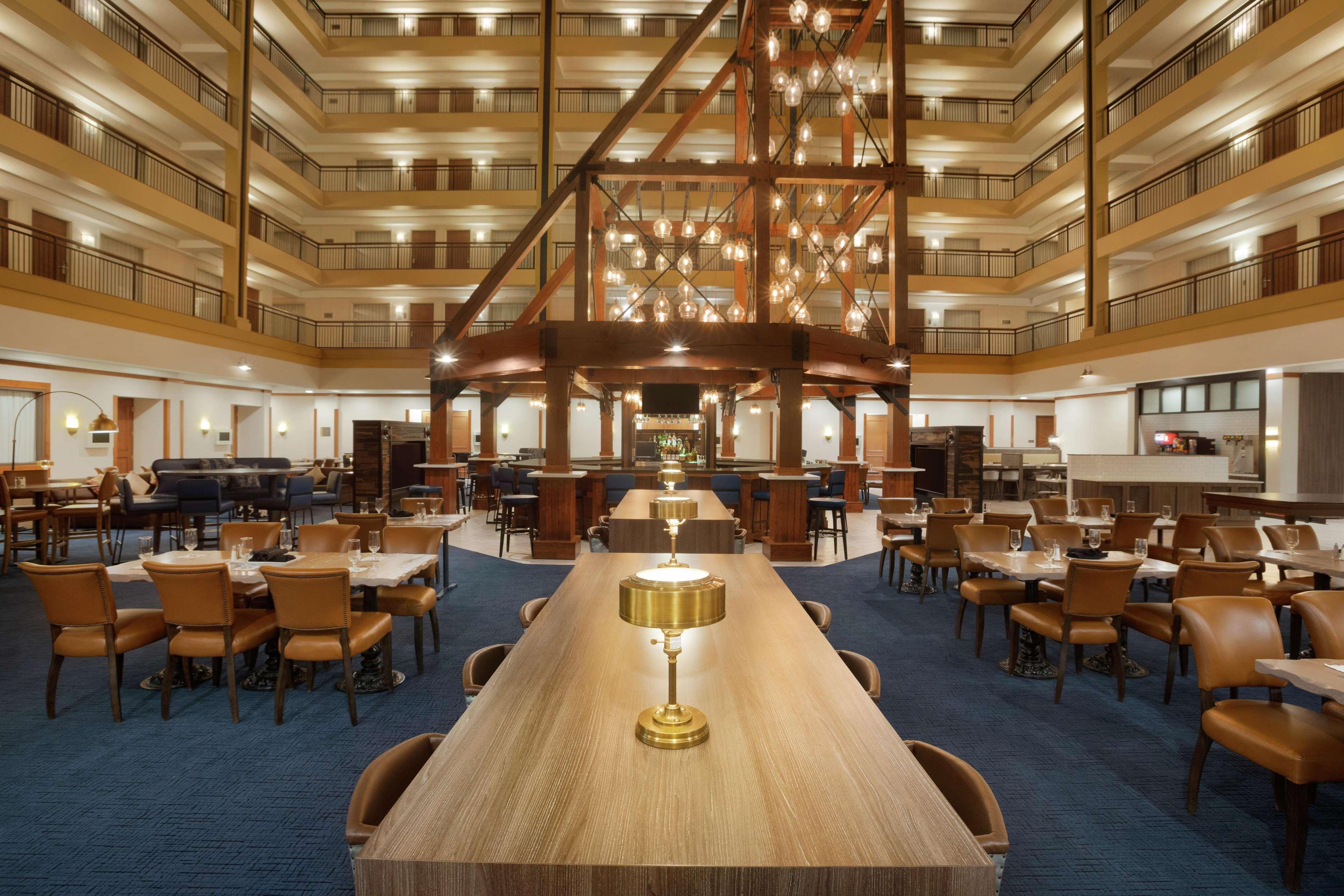 Embassy Suites By Hilton Denver International Airport Εξωτερικό φωτογραφία