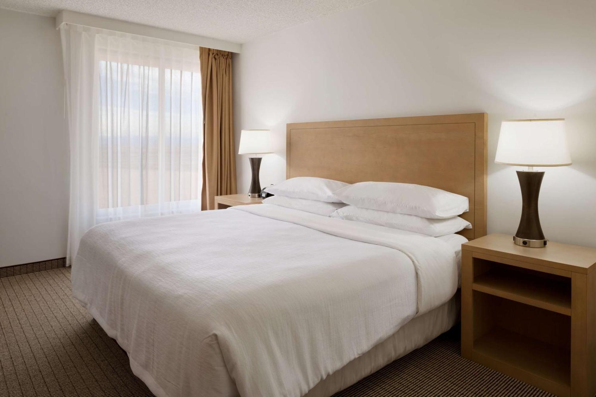 Embassy Suites By Hilton Denver International Airport Εξωτερικό φωτογραφία