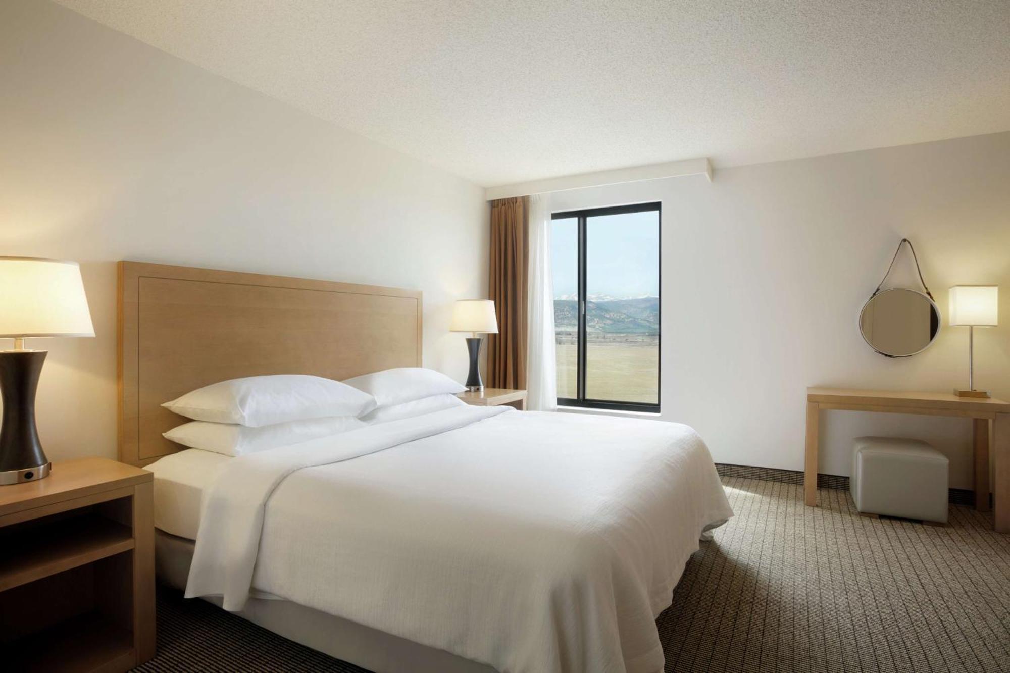 Embassy Suites By Hilton Denver International Airport Εξωτερικό φωτογραφία